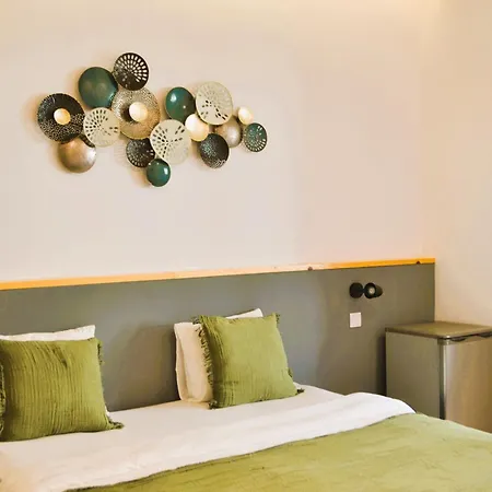 בית הארחה Feeling Parque 56 ליסבון